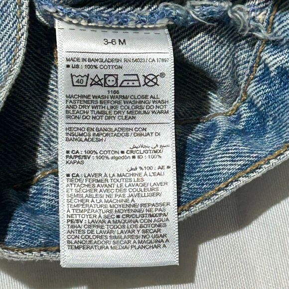 Old Navy Unisex Boys Girls Light-Wash Jean Jacket Snap Blue Denim Baby 3-6 Mths - Picture 12 of 15